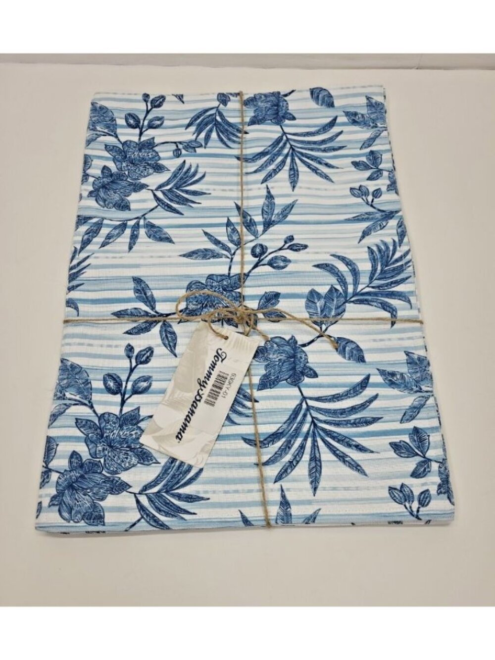 Tommy Bahama Placemats Blue Nissi Beach Floral New with Tags 4 Count